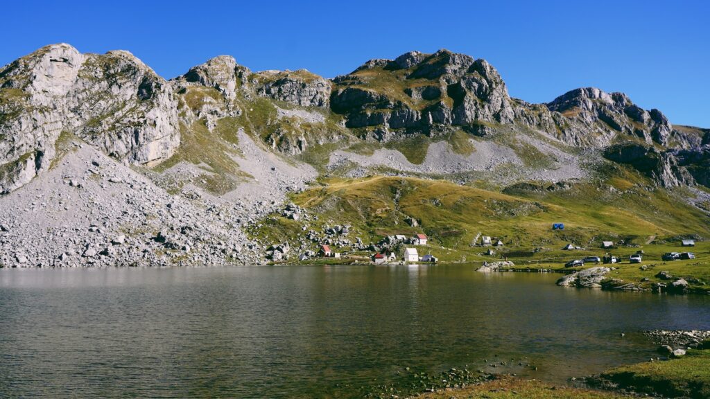 Kapetanovo Jezero Montenegro